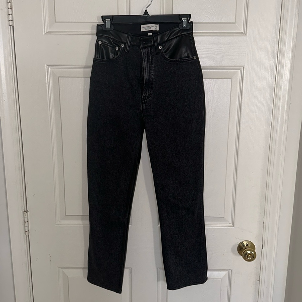 Abercrombie Mixed Fabric Jean